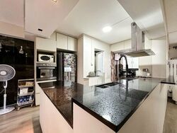 Blk 827 Woodlands Street 81 (Woodlands), HDB Executive #584816531